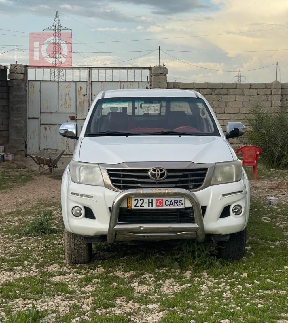 تويوتا هايلوكس